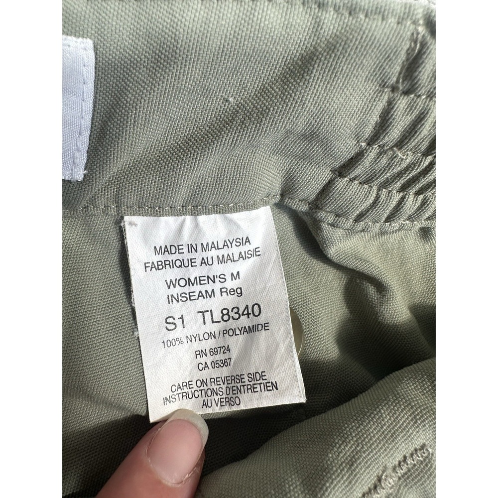 Columbia Women's Olive Green Straight Leg Cargo Pants - Picture 9 of 15